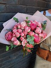 Букет розы в пальмах в Кожевниково Букет цветов из: Розы в Кожевниково
